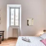 Trastevere At Piazza Giuditta Arcuati Suite