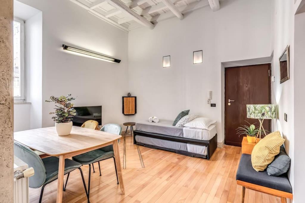 Apartment Trastevere At Piazza Giuditta Arcuati Rome