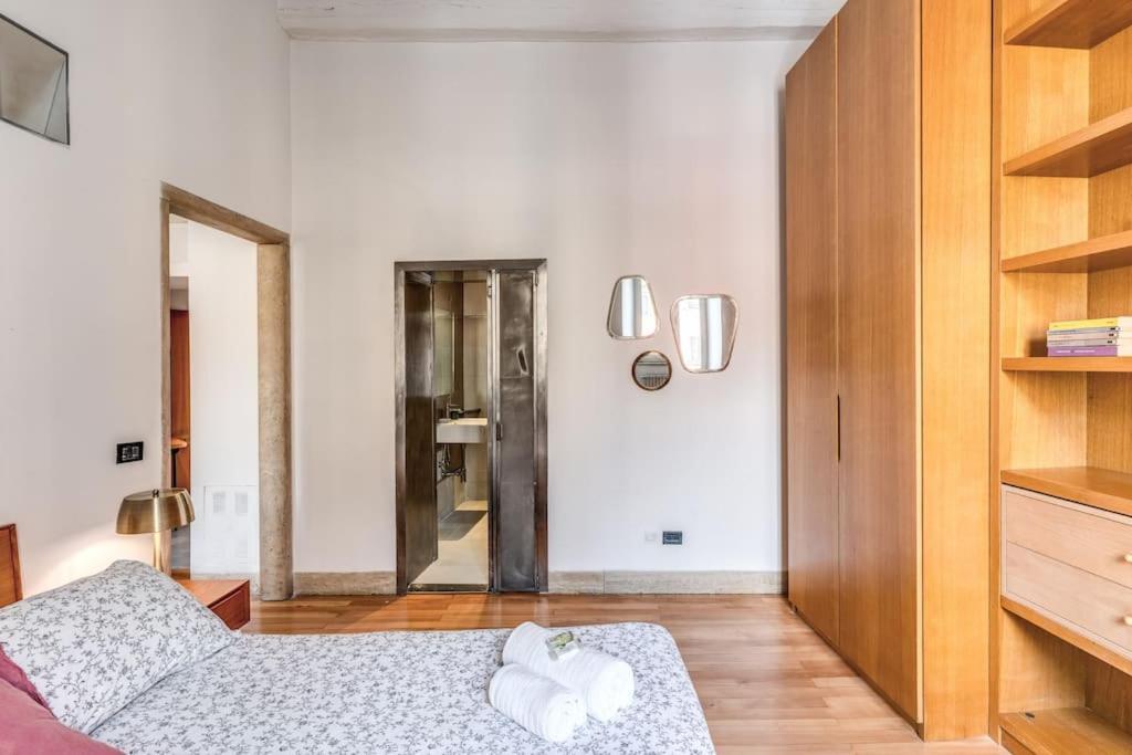 Trastevere At Piazza Giuditta Arcuati Apartment